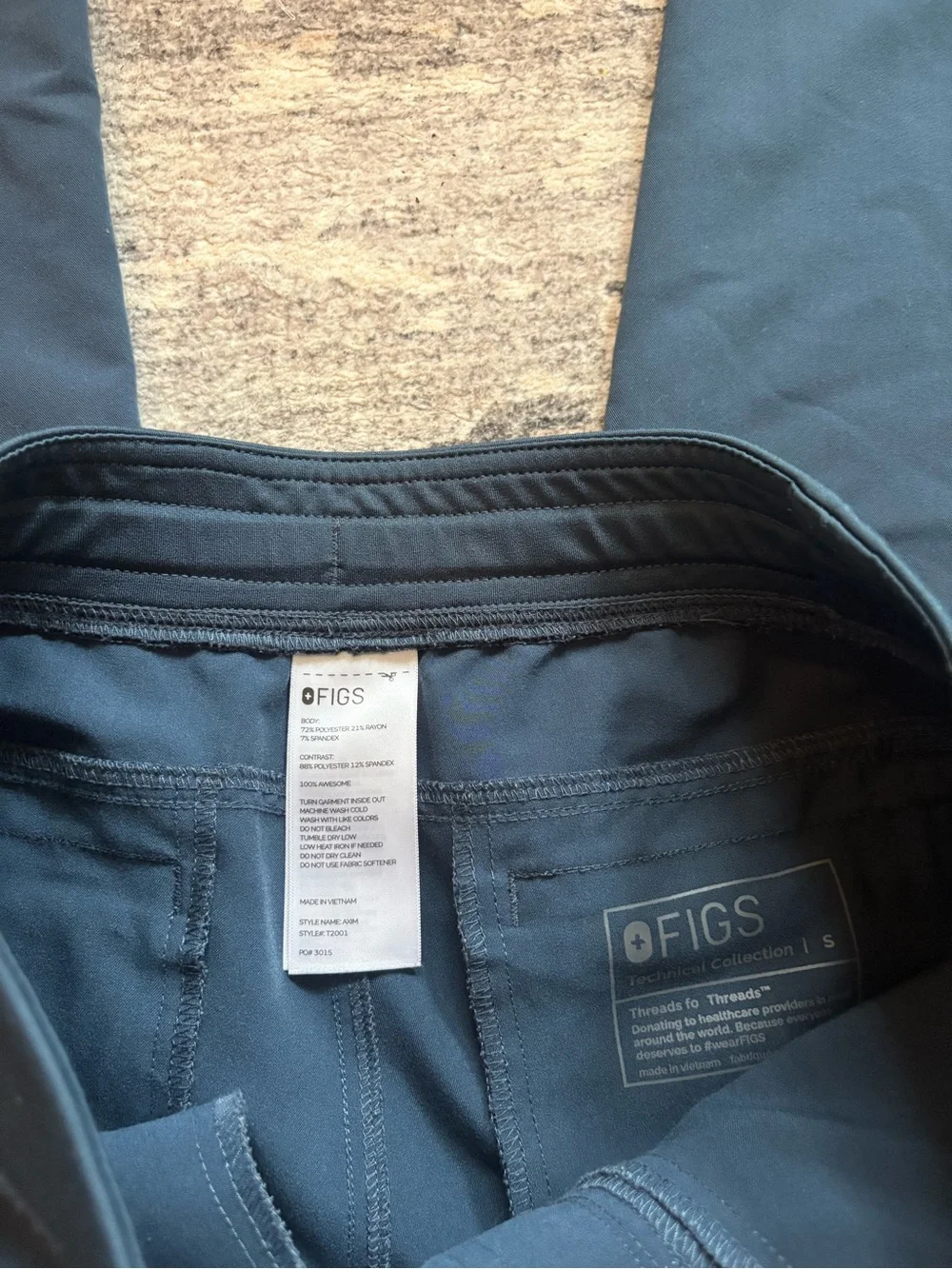Figs nurse Axim Cargo Scrub Pants size S in dark harbor